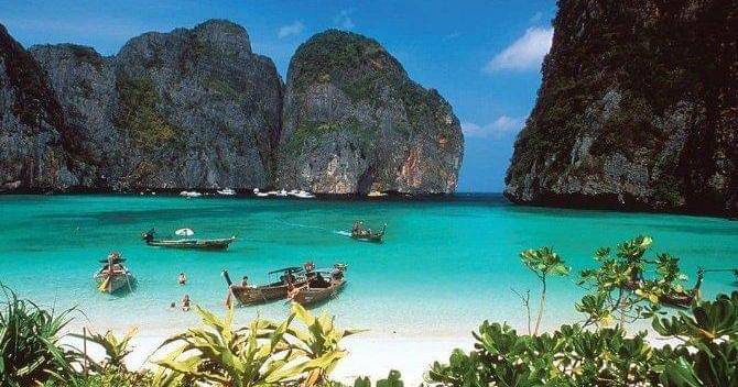 Instagram.com/taman_nasional_telukcenderawasih